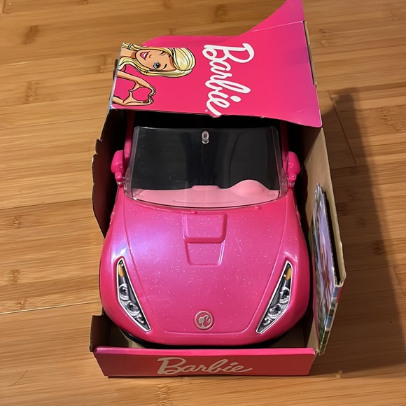 Barbie Pink Convertible 2-Seater Vehicle Doll Accessory With Rolling Wheels - Picture 5 of 9